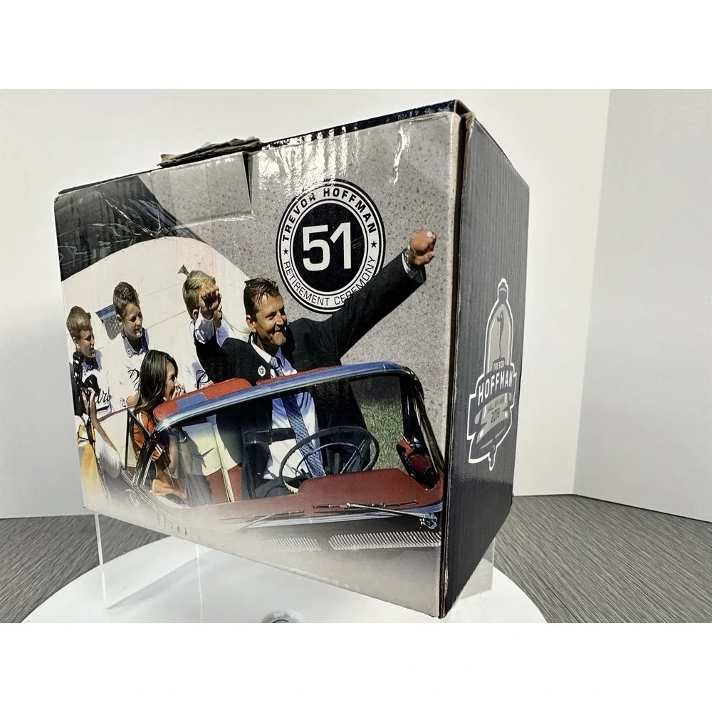 Trevor Hoffman San Diego Padres MLB 2018 SGA Bobblehead NIB #51 Retirement W/tic